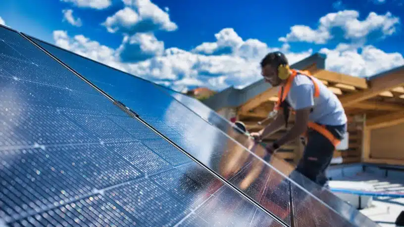 obtenez des devis compétitifs pour l'installation de panneaux solaires en 2025. comparez les offres, profitez d'économies d'énergie et contribuez à un avenir durable avec des solutions photovoltaïques adaptées à vos besoins.