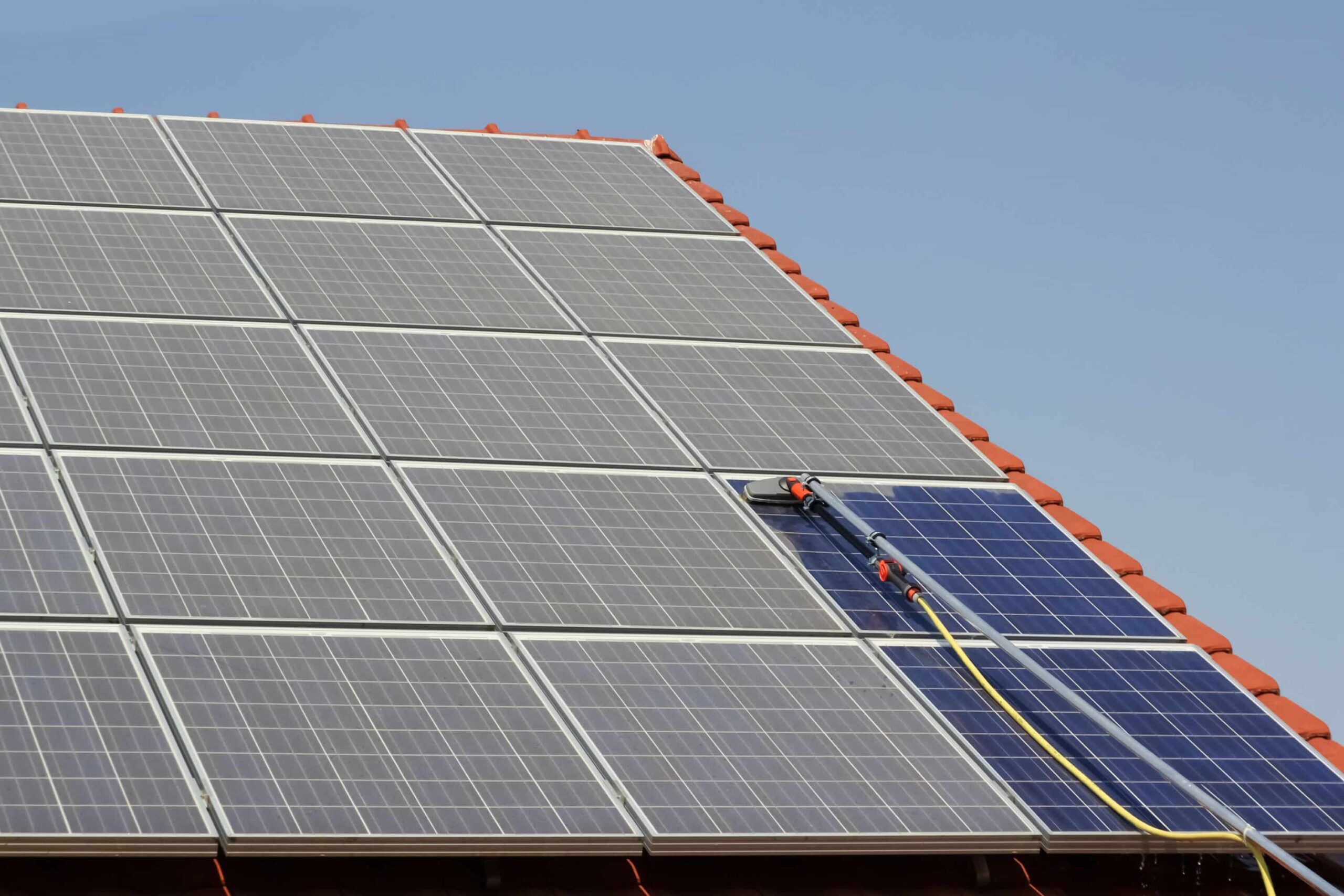 découvrez nos conseils pratiques pour l'entretien de vos panneaux solaires. assurez-vous un rendement optimal et une durabilité maximale grâce à nos astuces et recommandations simples à appliquer.
